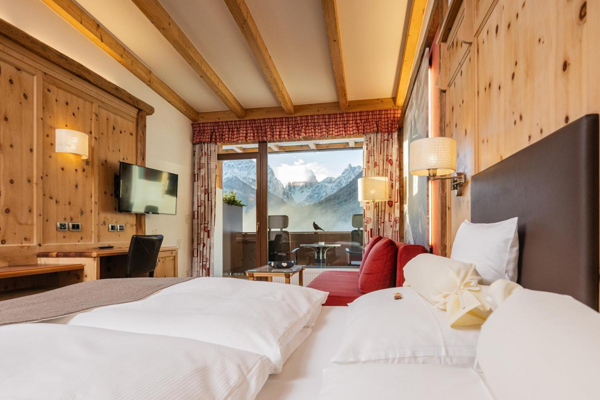 Alpenwellnesshotel St. Veit Sexten Esterno foto