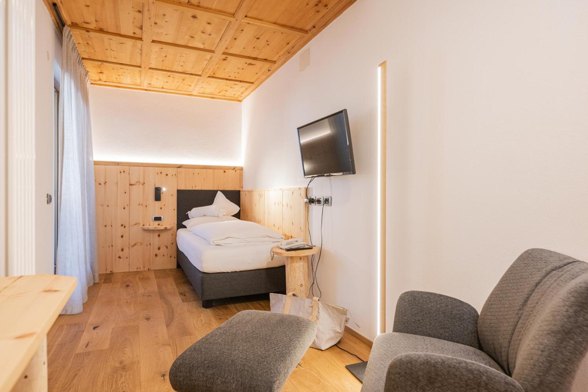 Alpenwellnesshotel St. Veit Sexten Esterno foto
