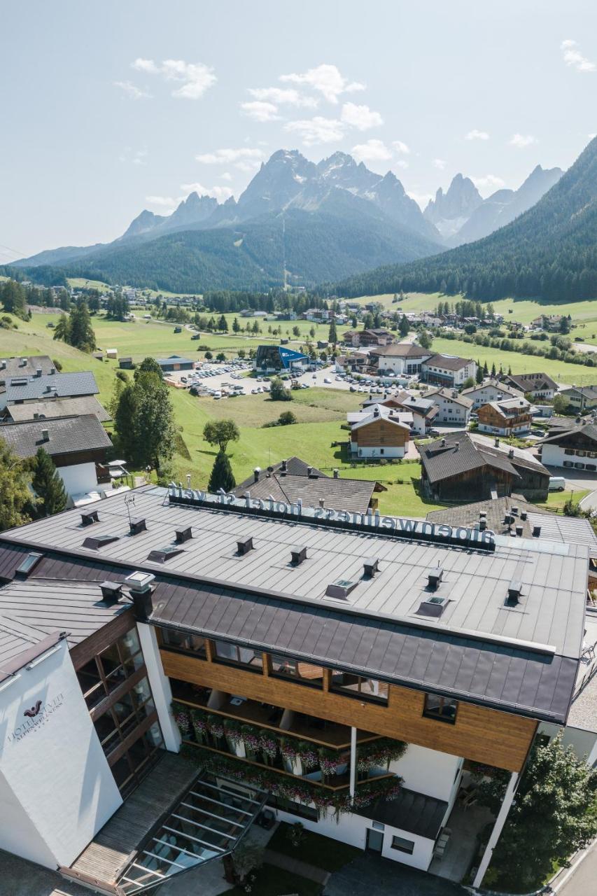 Alpenwellnesshotel St. Veit Sexten Esterno foto