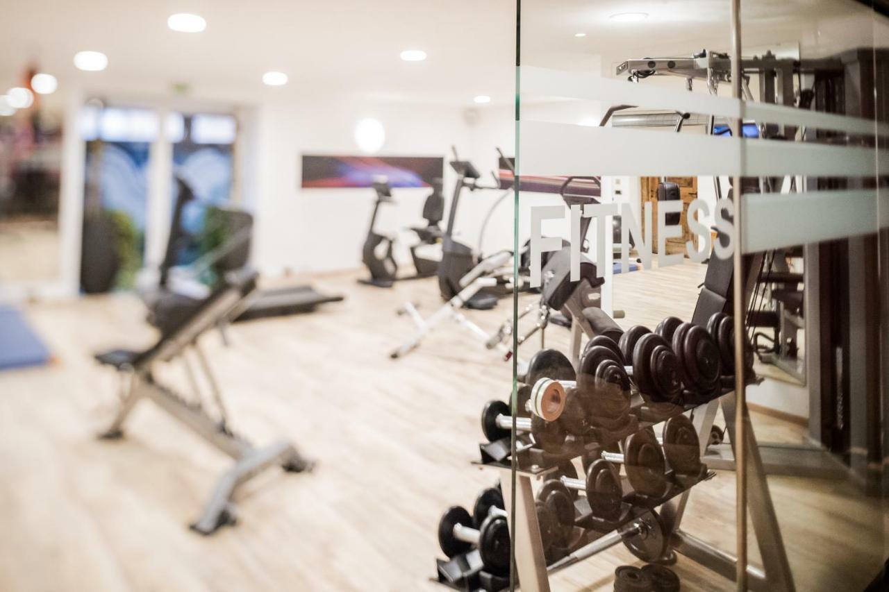 Alpenwellnesshotel St. Veit Sexten Esterno foto
